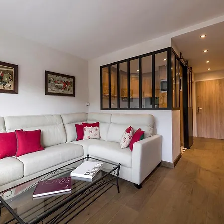Renove 2 Pieces, Skis Aux Pieds, Parking, Wi-fi - 1850 - Fr-1-575-71 Courchevel